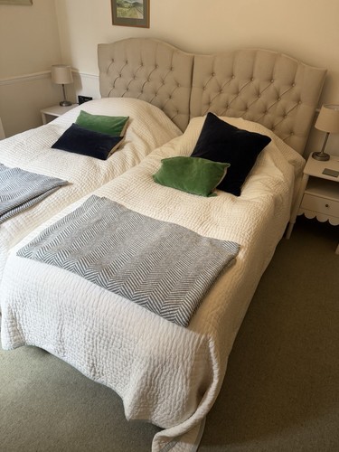 Single beds with mattresses - 2,