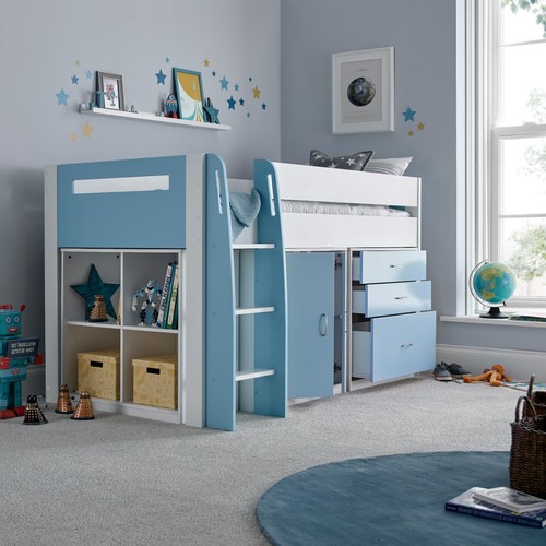 Lacy blue white - lacy, wooden